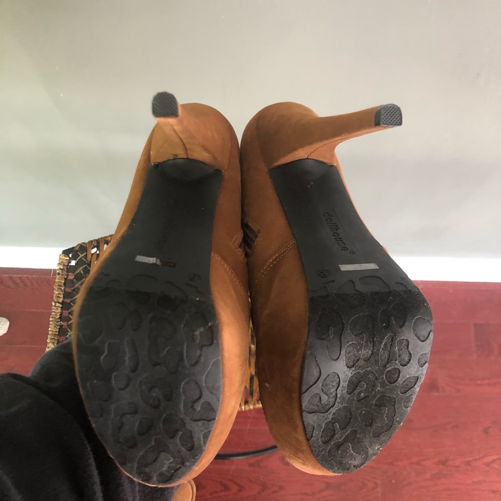 Dollhouse Boots - Picture 6 of 9